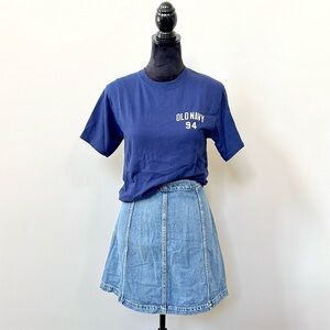 Old Navy T-Shirt